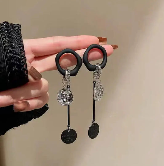 ピアス