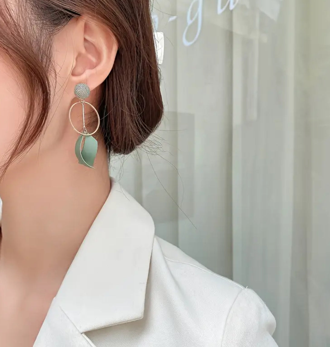 ピアス