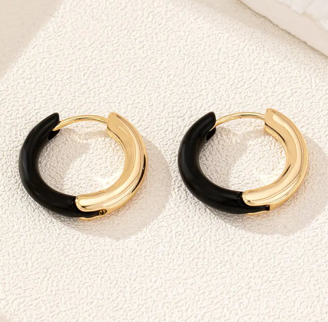 ピアス