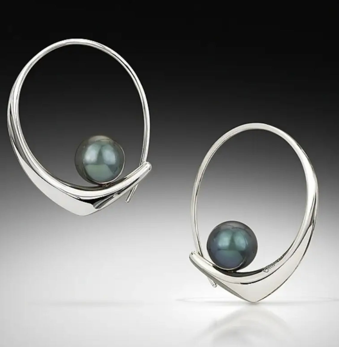 ピアス