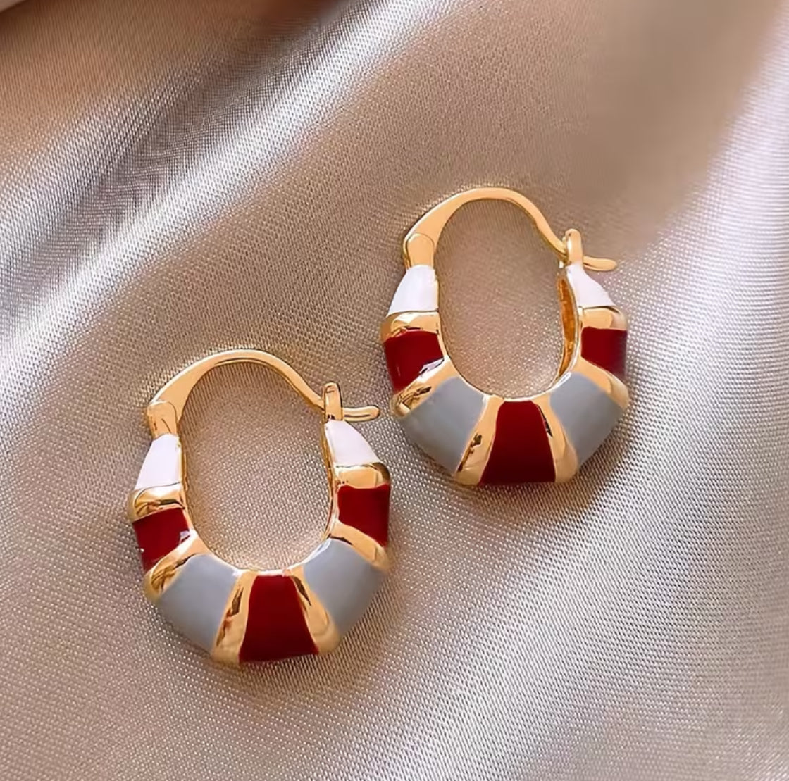 ピアス