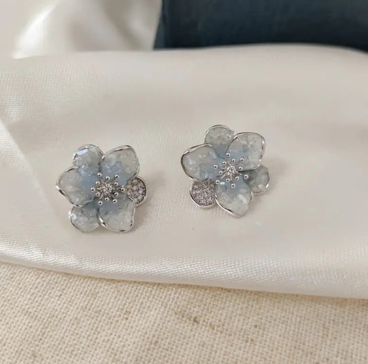 ピアス
