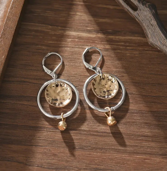 ピアス