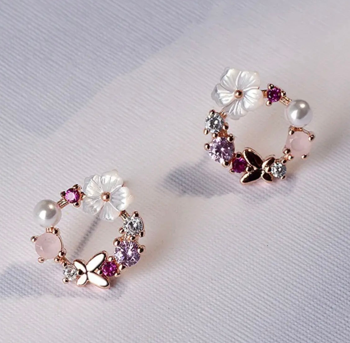 ピアス