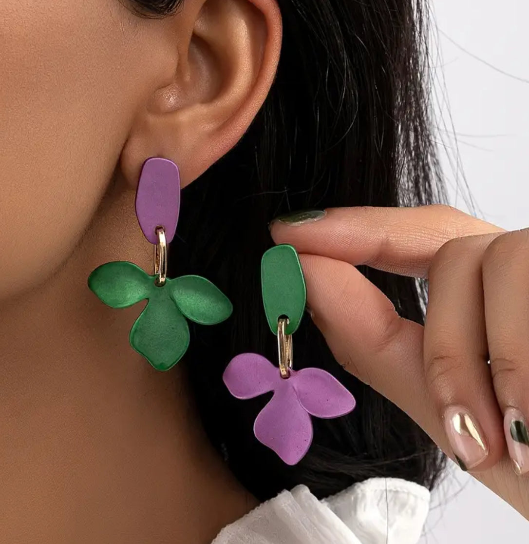 ピアス
